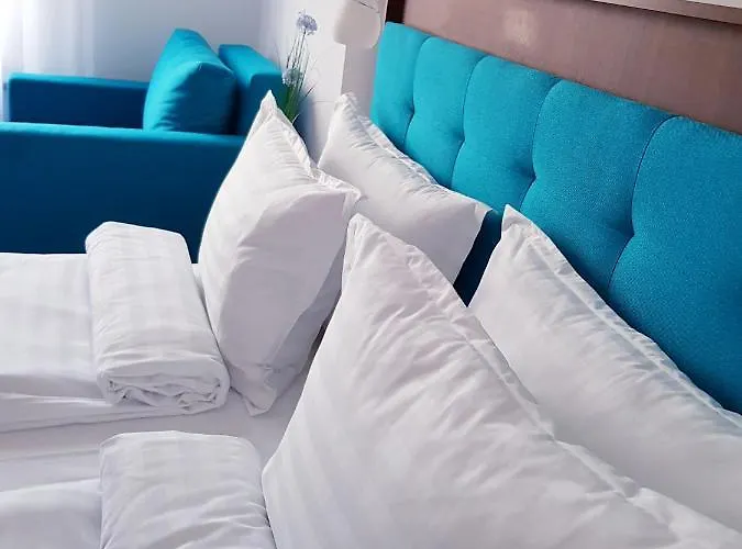 Отель Helios Сулина